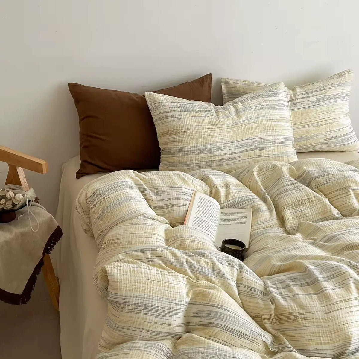 Vespera Vintage Fluffy Duvet Set