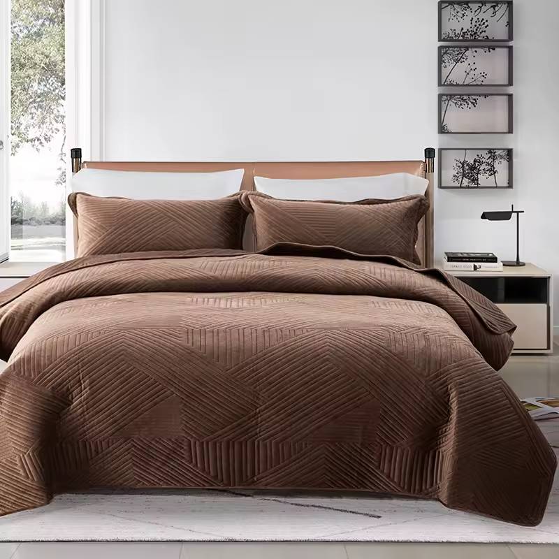 Vespera Milk Velvet Polyester Sheet Set