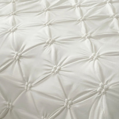 Vespera Light Quilt Cloud Like